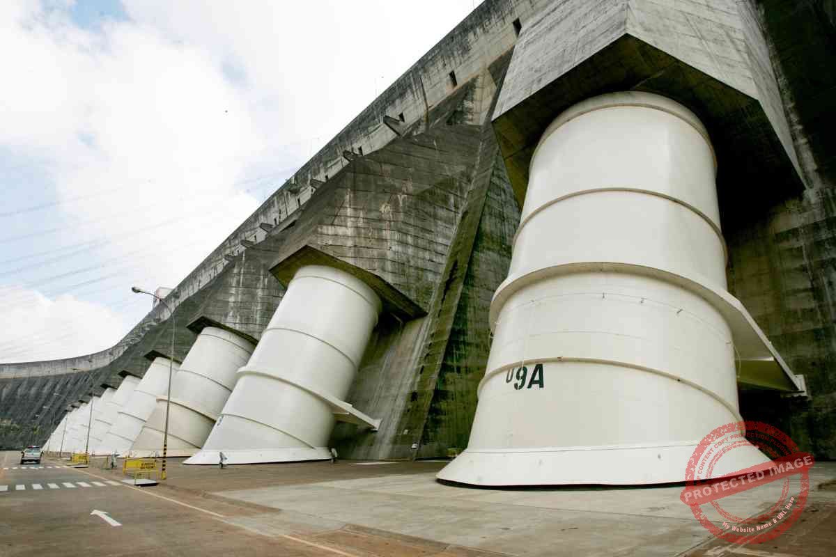 usina-binacional-de-itaipu